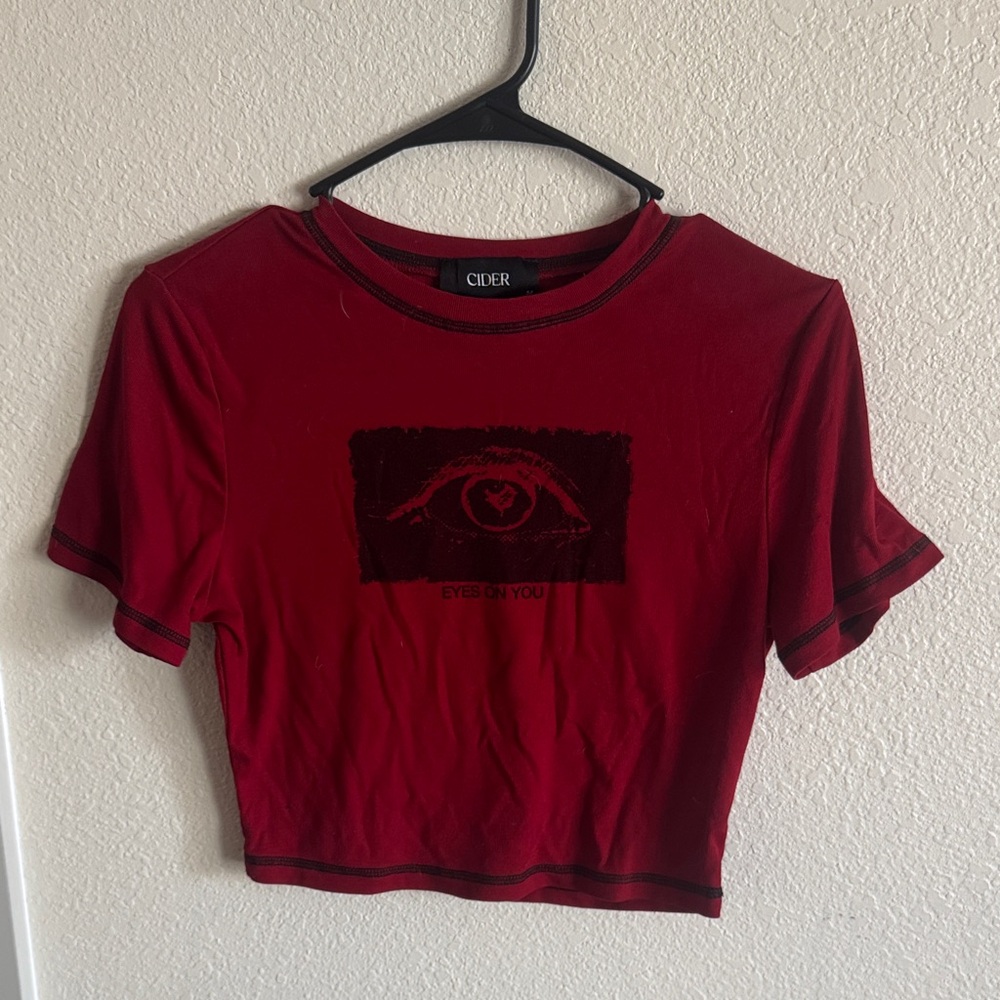 Cider Burgundy Eye Graphic Crop Top